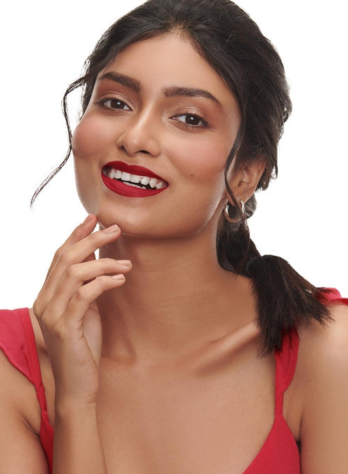 Limited-Edition La La Love 18HR Liquid Lipstick - 01 Cherry Crush
